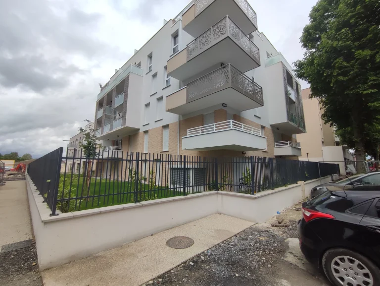 Façade en brique Euphrate – Piera
